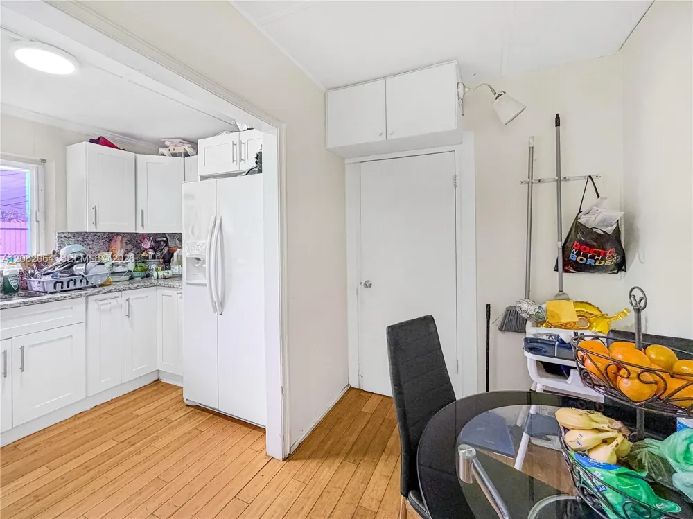 2728 Dewey St Hollywood, FL 33020