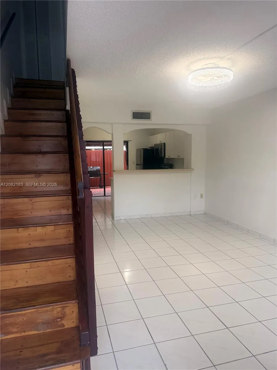 1811 SW 107th Ave #2303 Miami, FL 33165