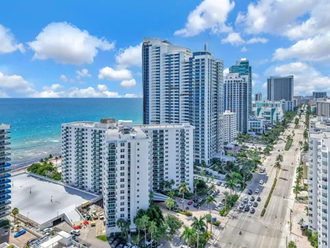 3001 S OCEAN DRIVE #403
