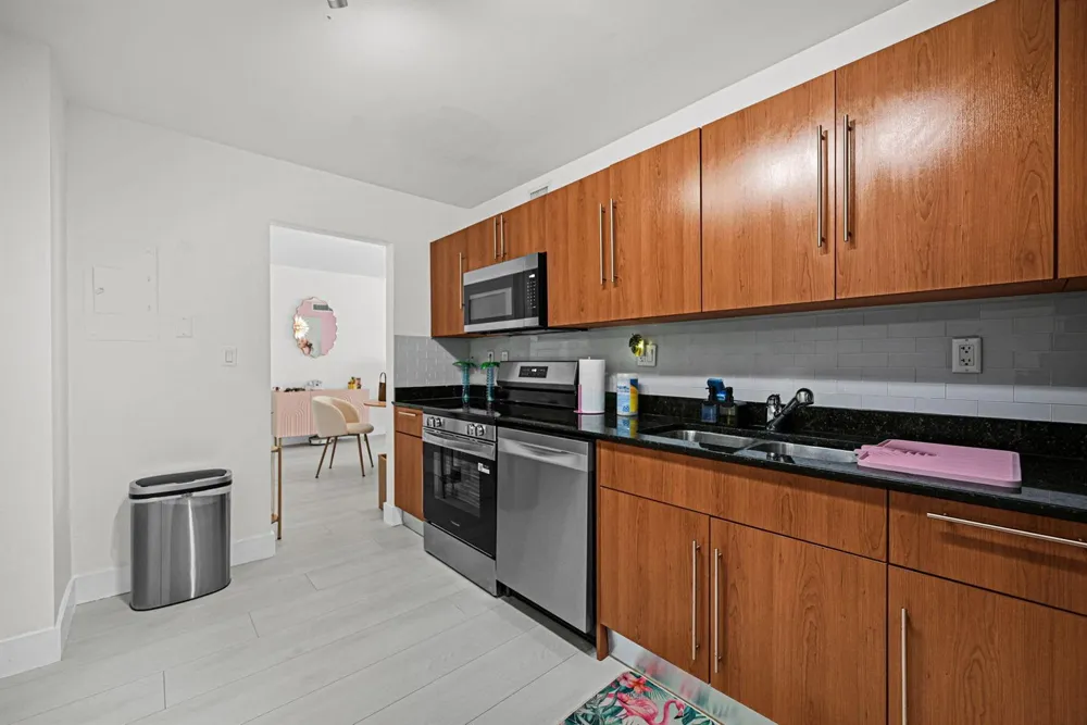 3001 S OCEAN DRIVE #403 Hollywood, FL 33019