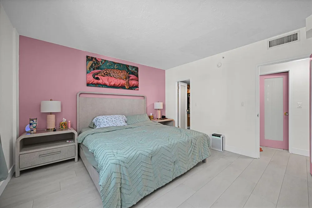 3001 S OCEAN DRIVE #403 Hollywood, FL 33019