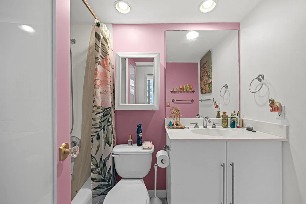 3001 S OCEAN DRIVE #403 Hollywood, FL 33019