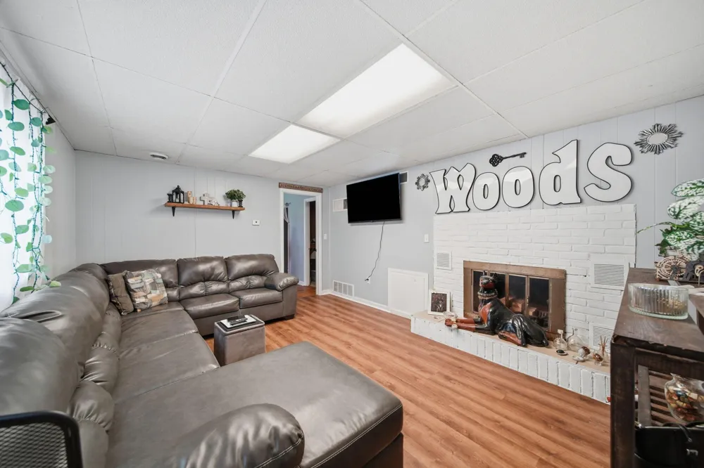 5550 E Carleton Road Palmyra, MI 49268