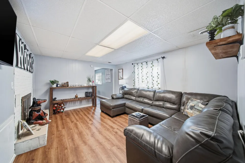 5550 E Carleton Road Palmyra, MI 49268