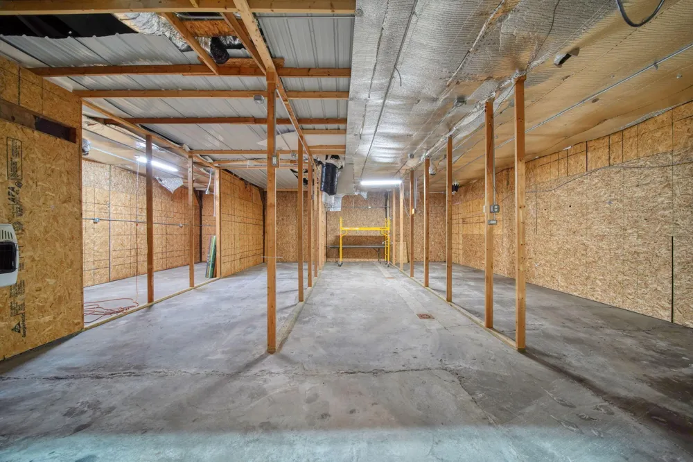 5550 E Carleton Road Palmyra, MI 49268