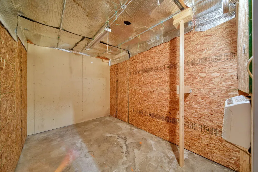 5550 E Carleton Road Palmyra, MI 49268
