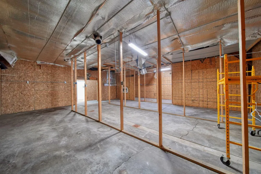 5550 E Carleton Road Palmyra, MI 49268