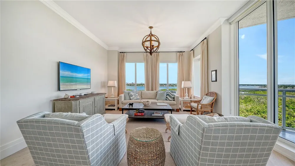 1300 BENJAMIN FRANKLIN DRIVE #908 Sarasota, FL 34236