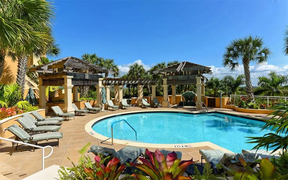 1300 BENJAMIN FRANKLIN DRIVE #908 Sarasota, FL 34236