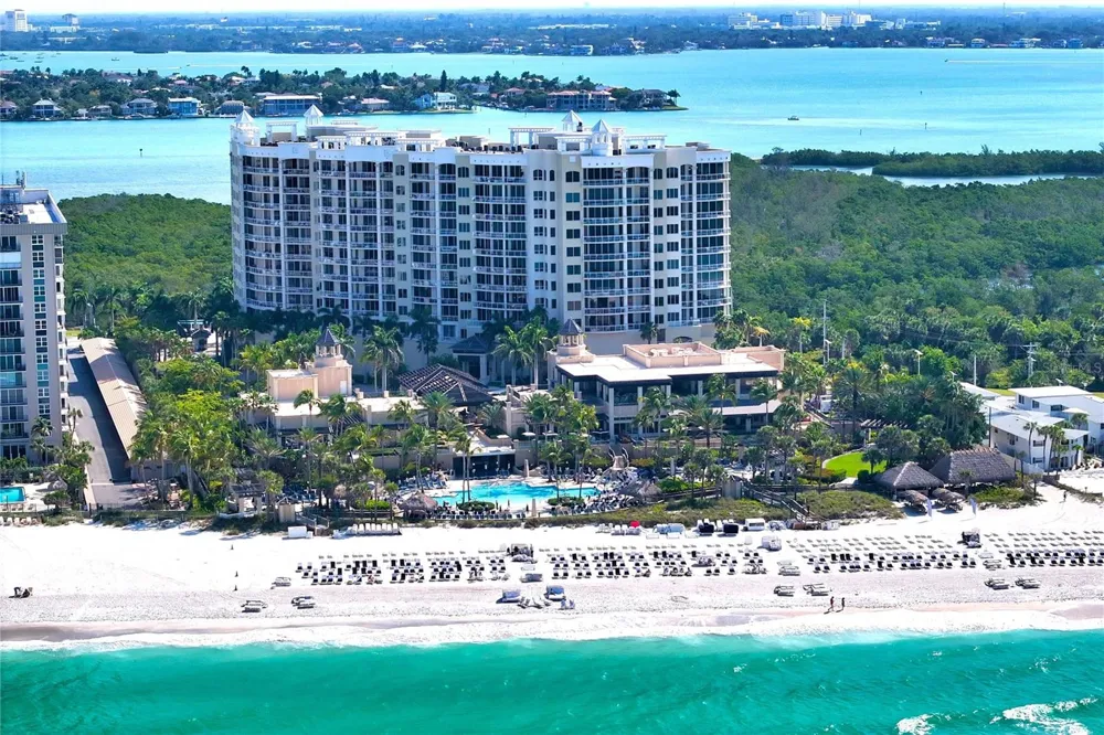 1300 BENJAMIN FRANKLIN DRIVE #908 Sarasota, FL 34236