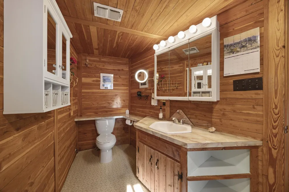 707 Cat Hollow Club Drive Spicewood, TX 78669