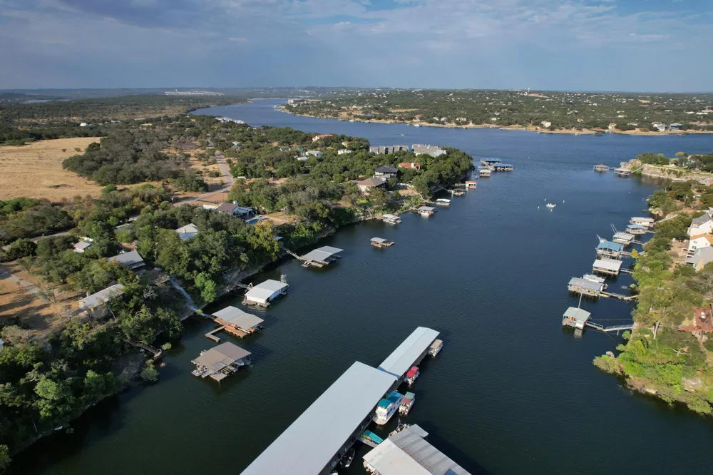 707 Cat Hollow Club Drive Spicewood, TX 78669