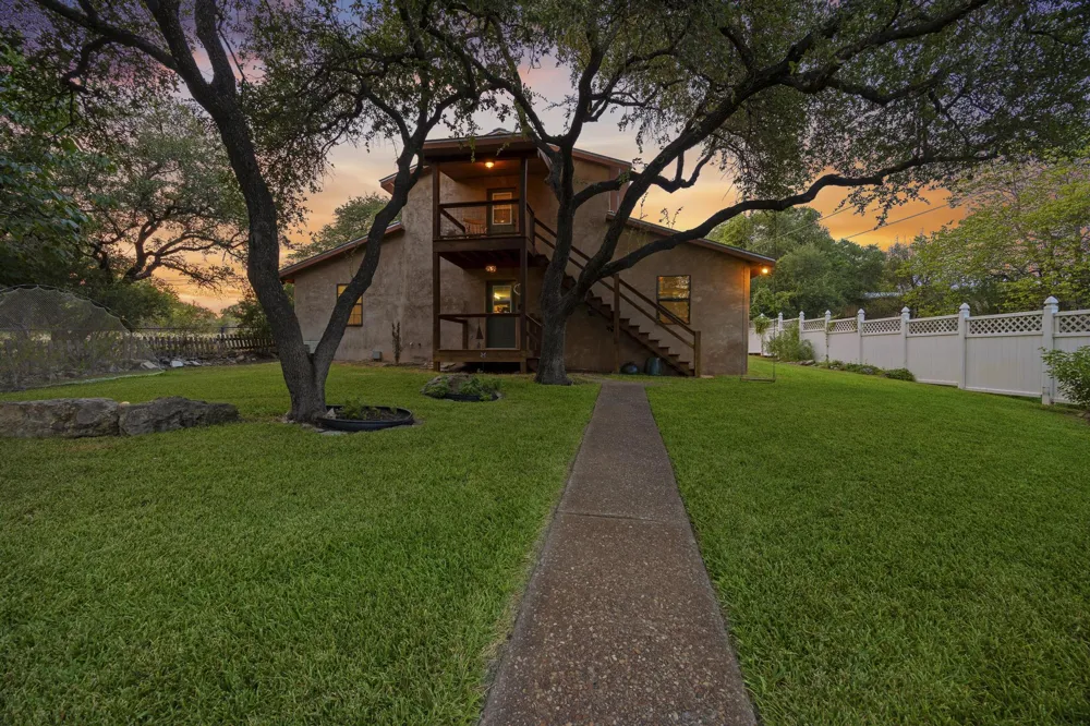 707 Cat Hollow Club Drive Spicewood, TX 78669