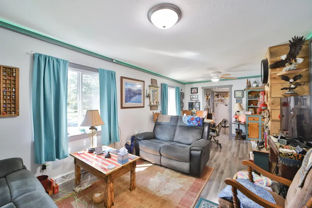 515 SW 2nd Street SW Staples, MN 56479
