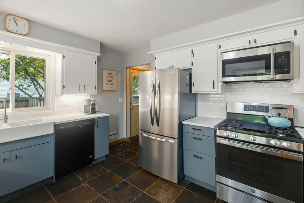 6334 Pleasant Avenue Richfield, MN 55423
