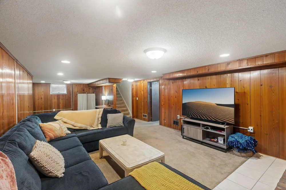 6334 Pleasant Avenue Richfield, MN 55423