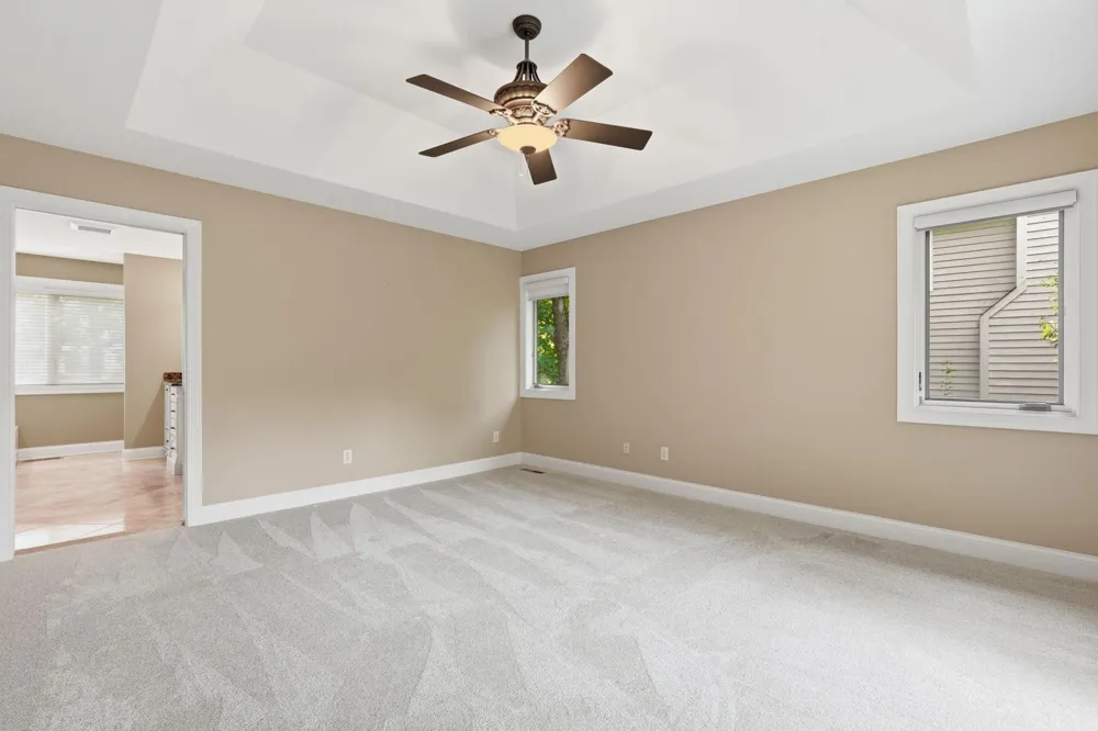 1316 Summit Oaks Drive Burnsville, MN 55337