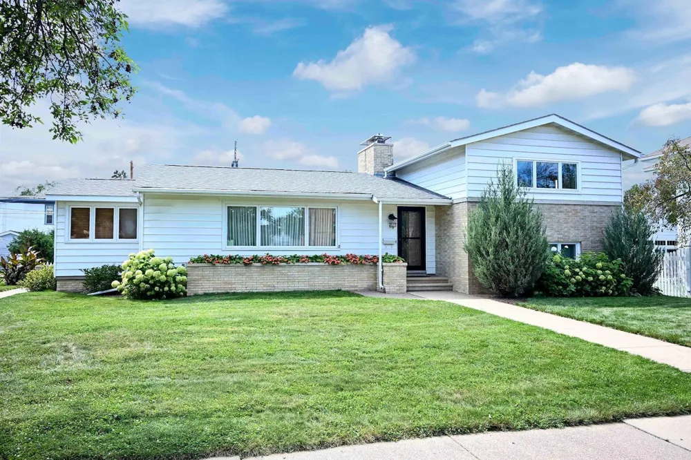 65 E Broadway Street Winona, MN 55987