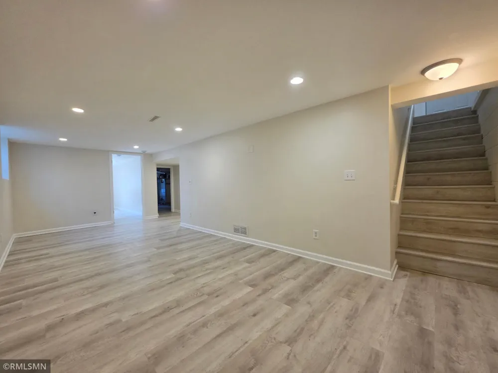 1306 Woodhill Road Burnsville, MN 55337
