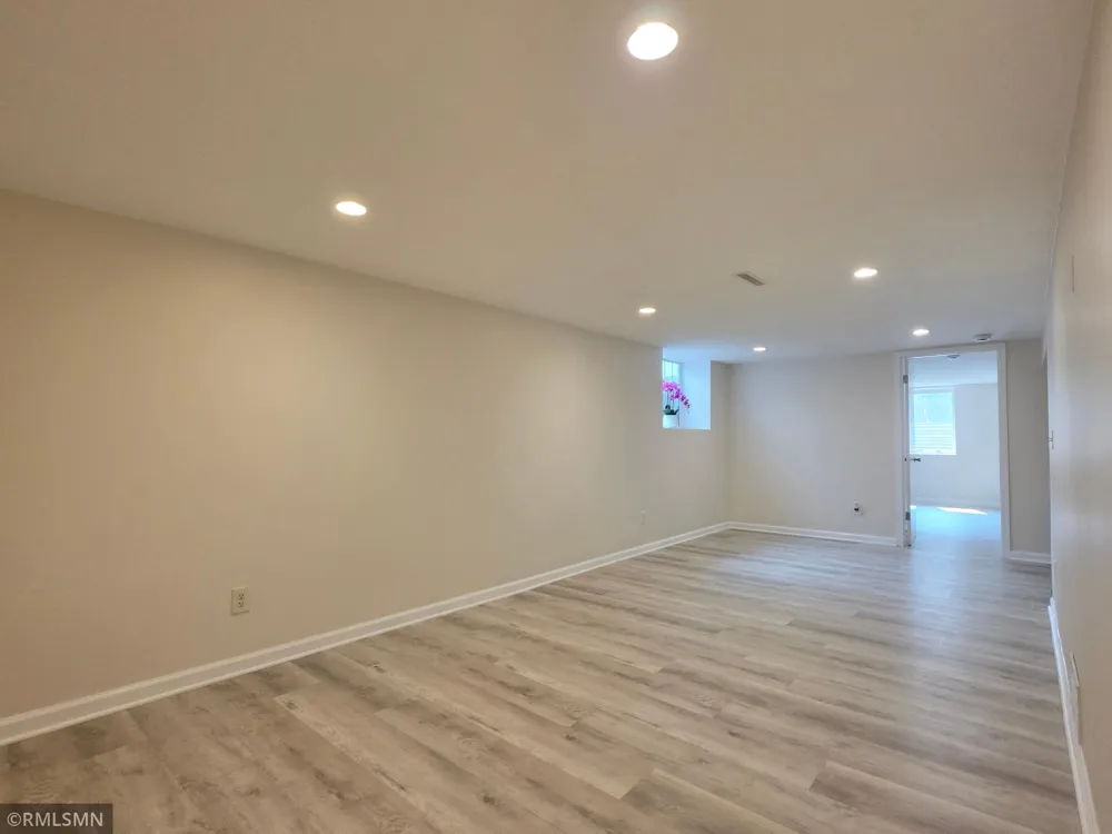 1306 Woodhill Road Burnsville, MN 55337