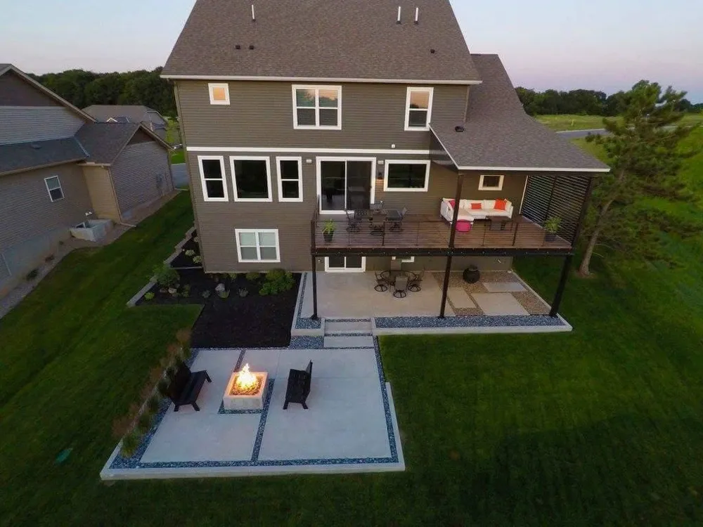 1305 Interlachen Drive Eagan, MN 55123