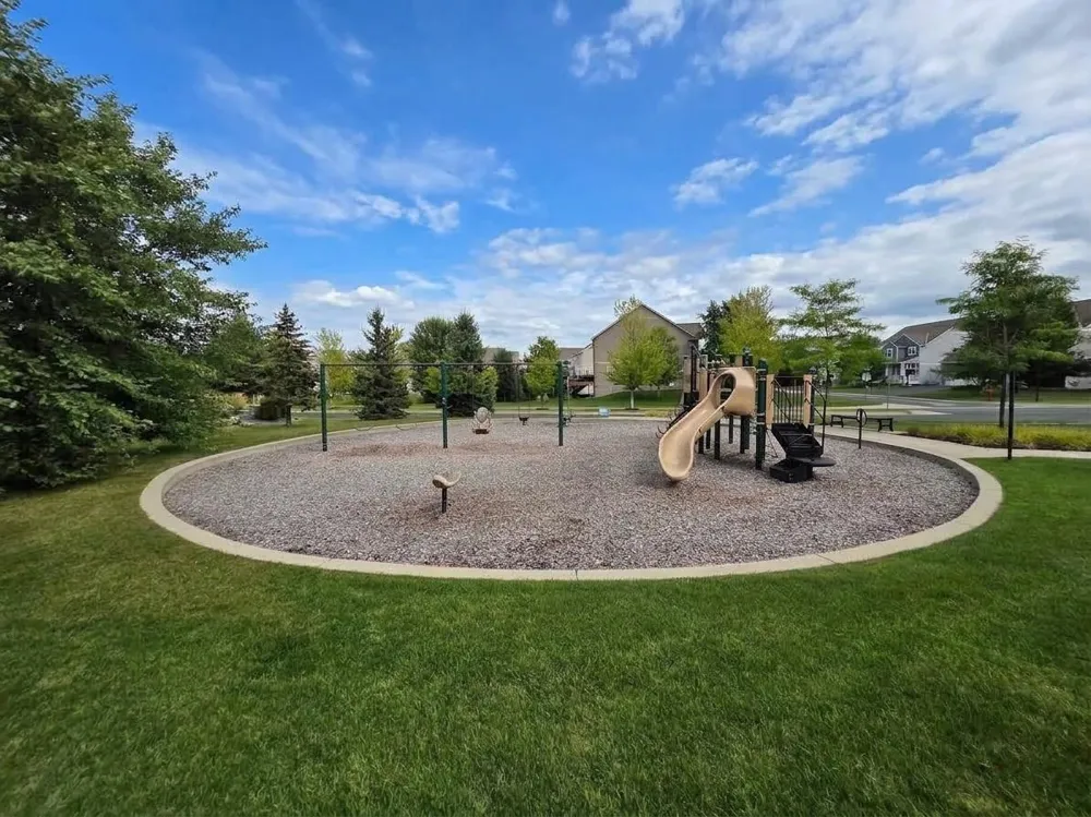 1305 Interlachen Drive Eagan, MN 55123