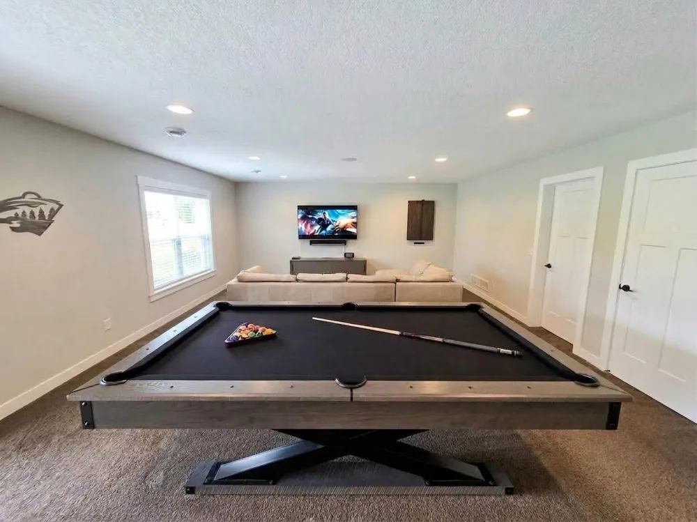 1305 Interlachen Drive Eagan, MN 55123