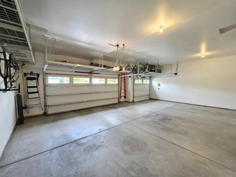 1305 Interlachen Drive Eagan, MN 55123