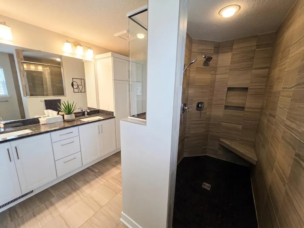 1305 Interlachen Drive Eagan, MN 55123