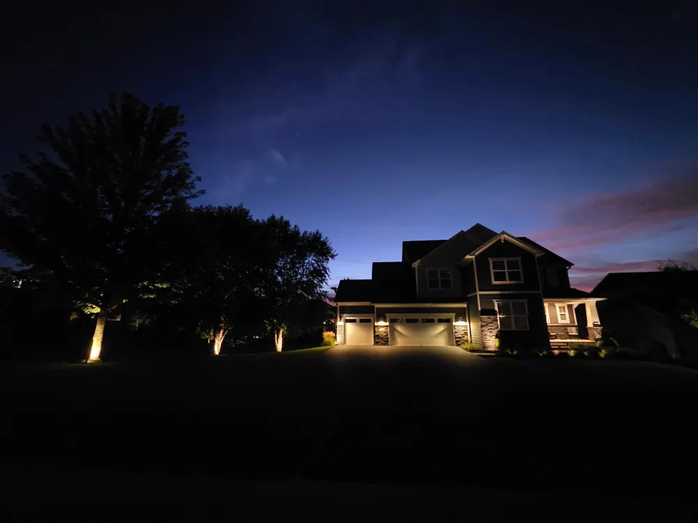 1305 Interlachen Drive Eagan, MN 55123