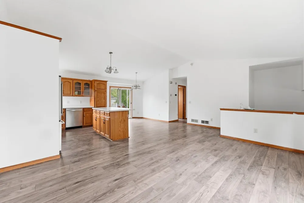2910 Crescent Ridge Trail Saint Cloud, MN 56301