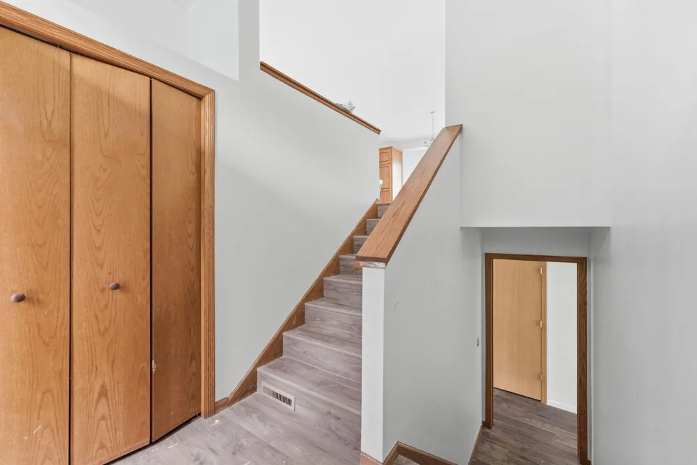 2910 Crescent Ridge Trail Saint Cloud, MN 56301