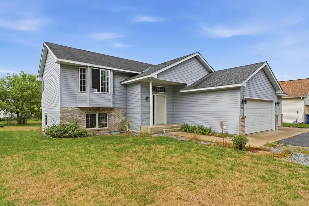 2910 Crescent Ridge Trail Saint Cloud, MN 56301