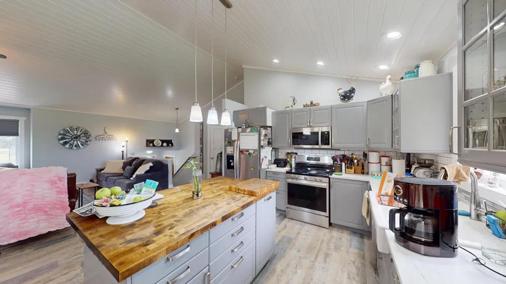 10479 92nd Avenue SW New Richland, MN 56072