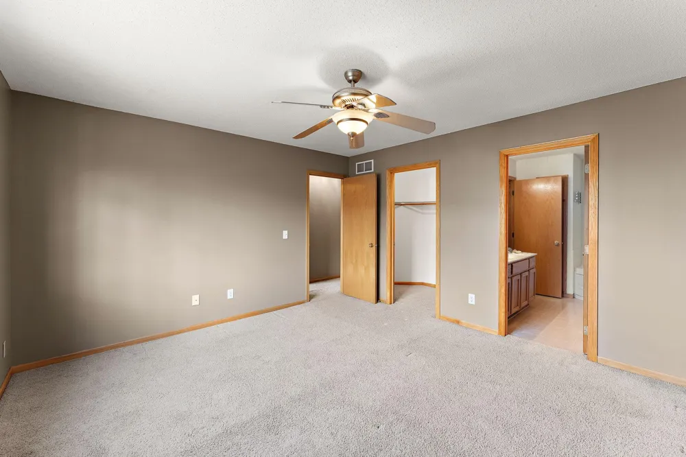 14516 Lockslie Trail Savage, MN 55378