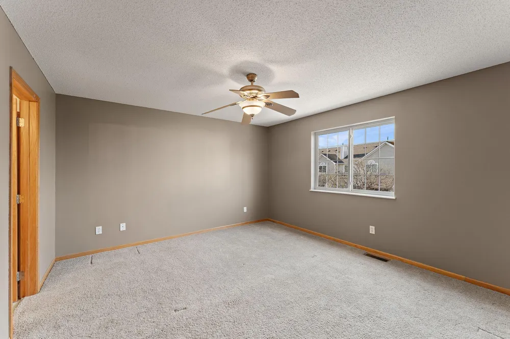 14516 Lockslie Trail Savage, MN 55378