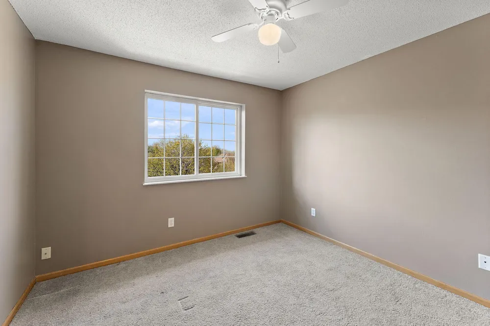 14516 Lockslie Trail Savage, MN 55378