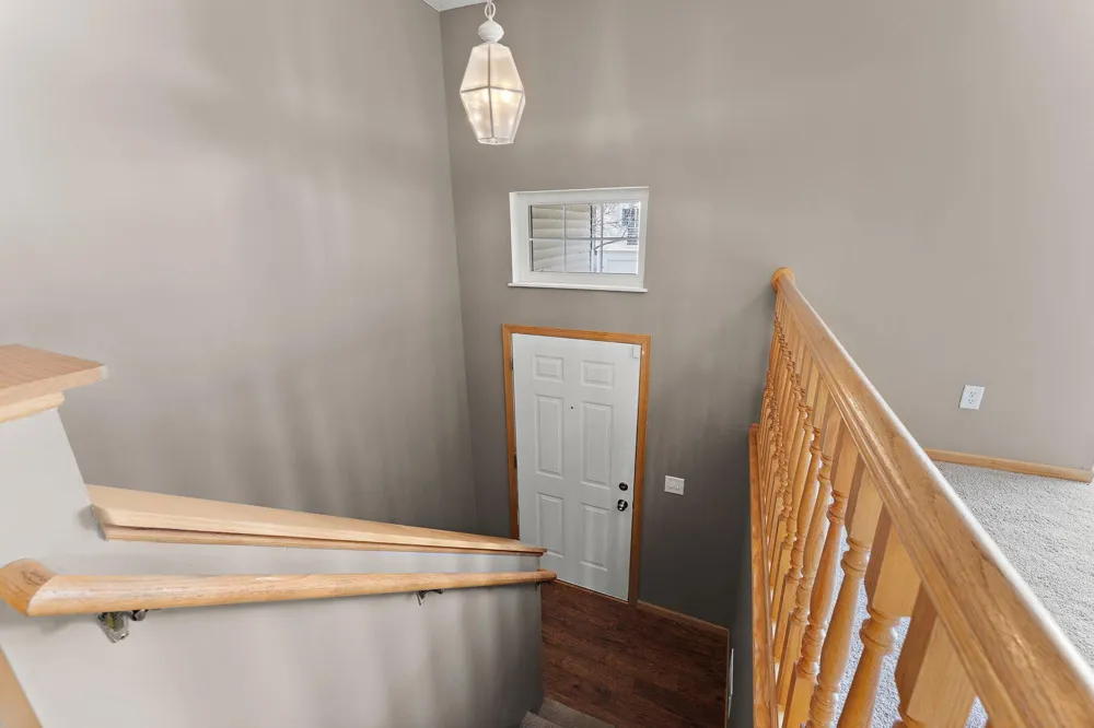14516 Lockslie Trail Savage, MN 55378