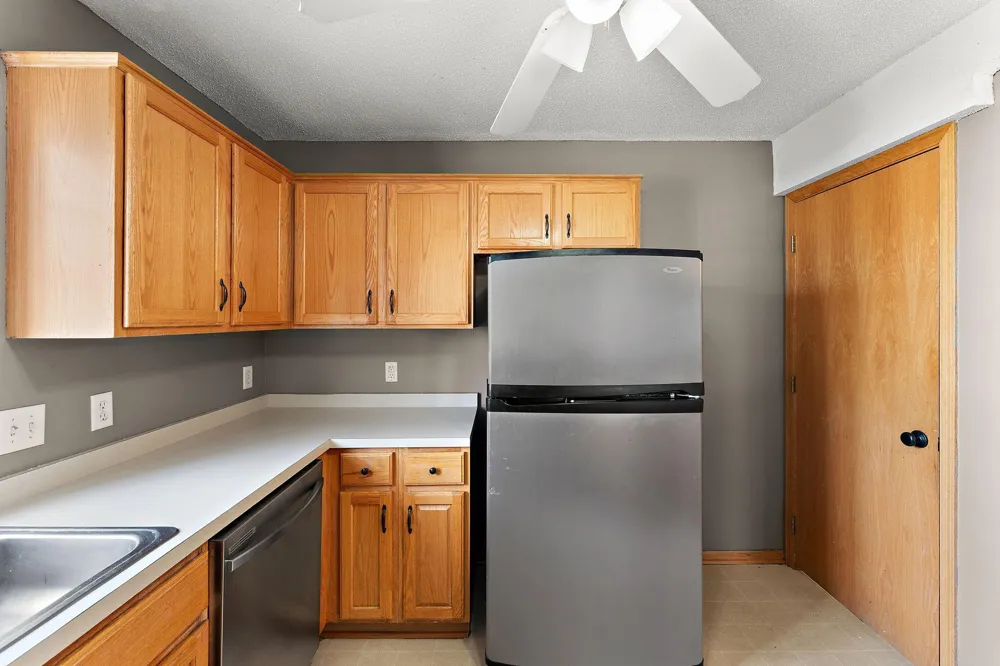14516 Lockslie Trail Savage, MN 55378