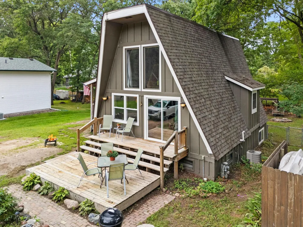 8134 243rd Avenue NE Stacy, MN 55079