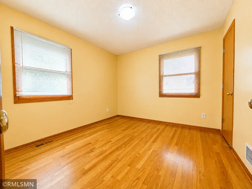1066 Beatrice Street Eagan, MN 55065