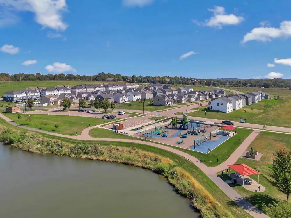 229 Huntington Drive Waconia, MN 55387