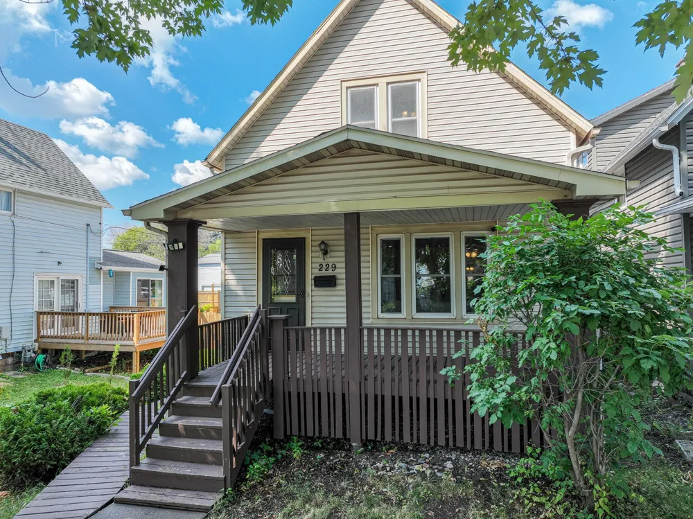 229 60th Avenue W Duluth, MN 55807