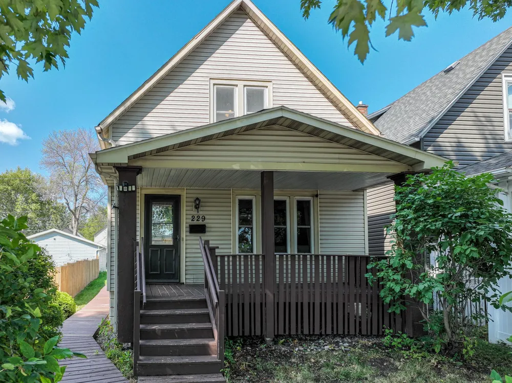 229 60th Avenue W Duluth, MN 55807