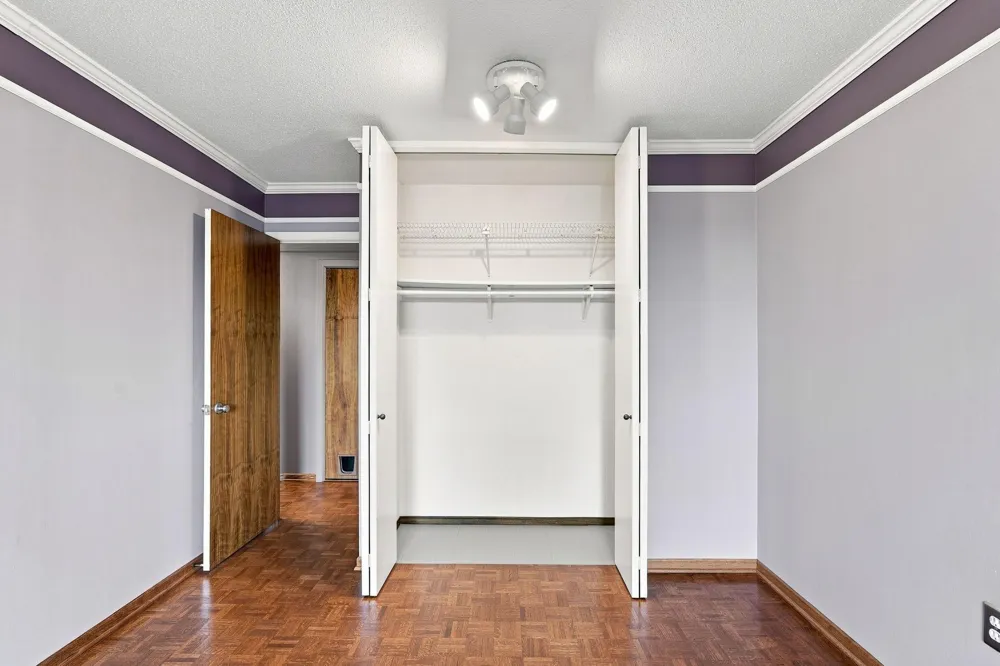 400 Groveland Ave #708 Minneapolis, MN 55403