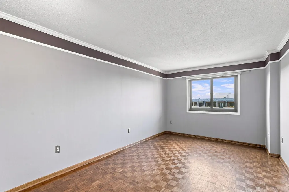 400 Groveland Ave #708 Minneapolis, MN 55403
