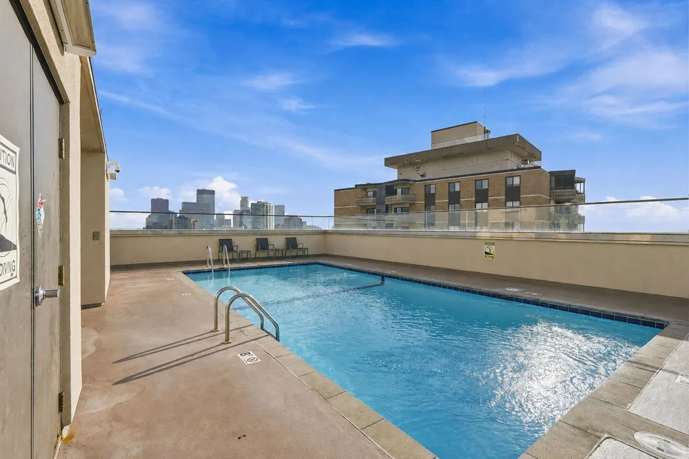 400 Groveland Ave #708 Minneapolis, MN 55403