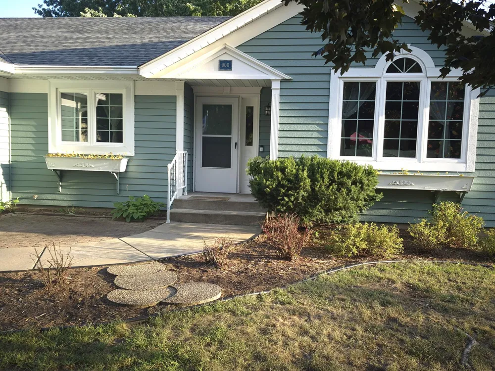 906 21st Street SE Saint Cloud, MN 56304