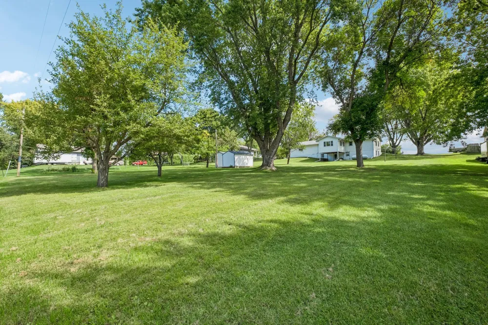 8887 Reitz Lake Road Waconia, MN 55387