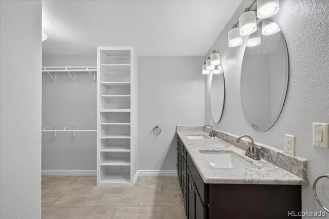 3471 S Owens Court Lakewood, CO 80227
